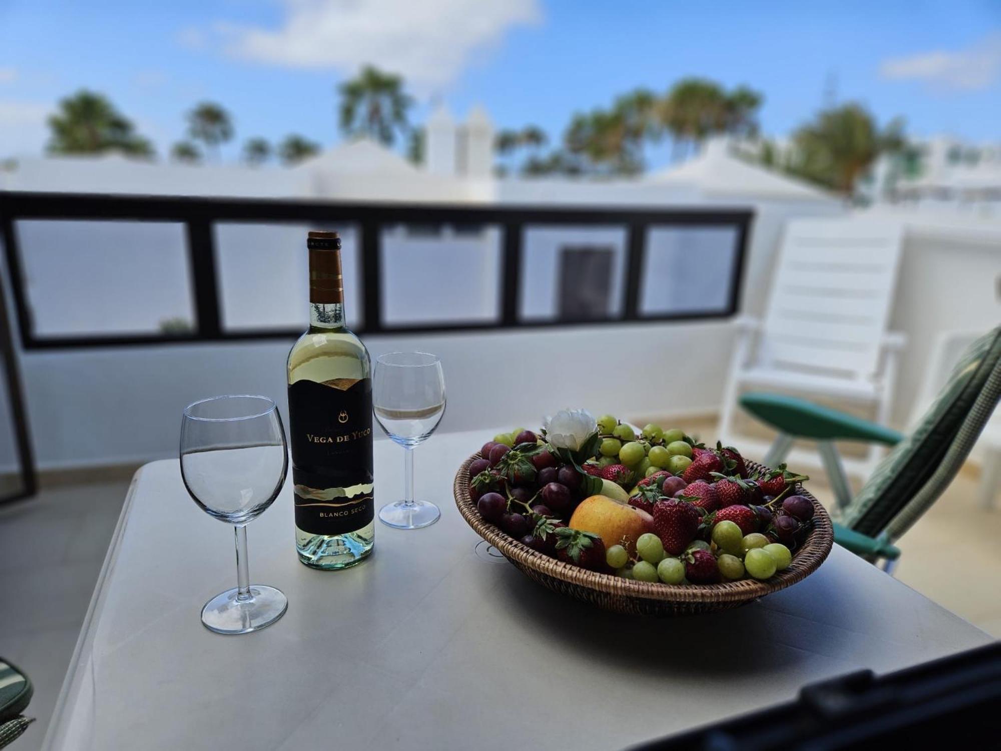 Sea View Villa Costa Teguise Eksteriør bilde
